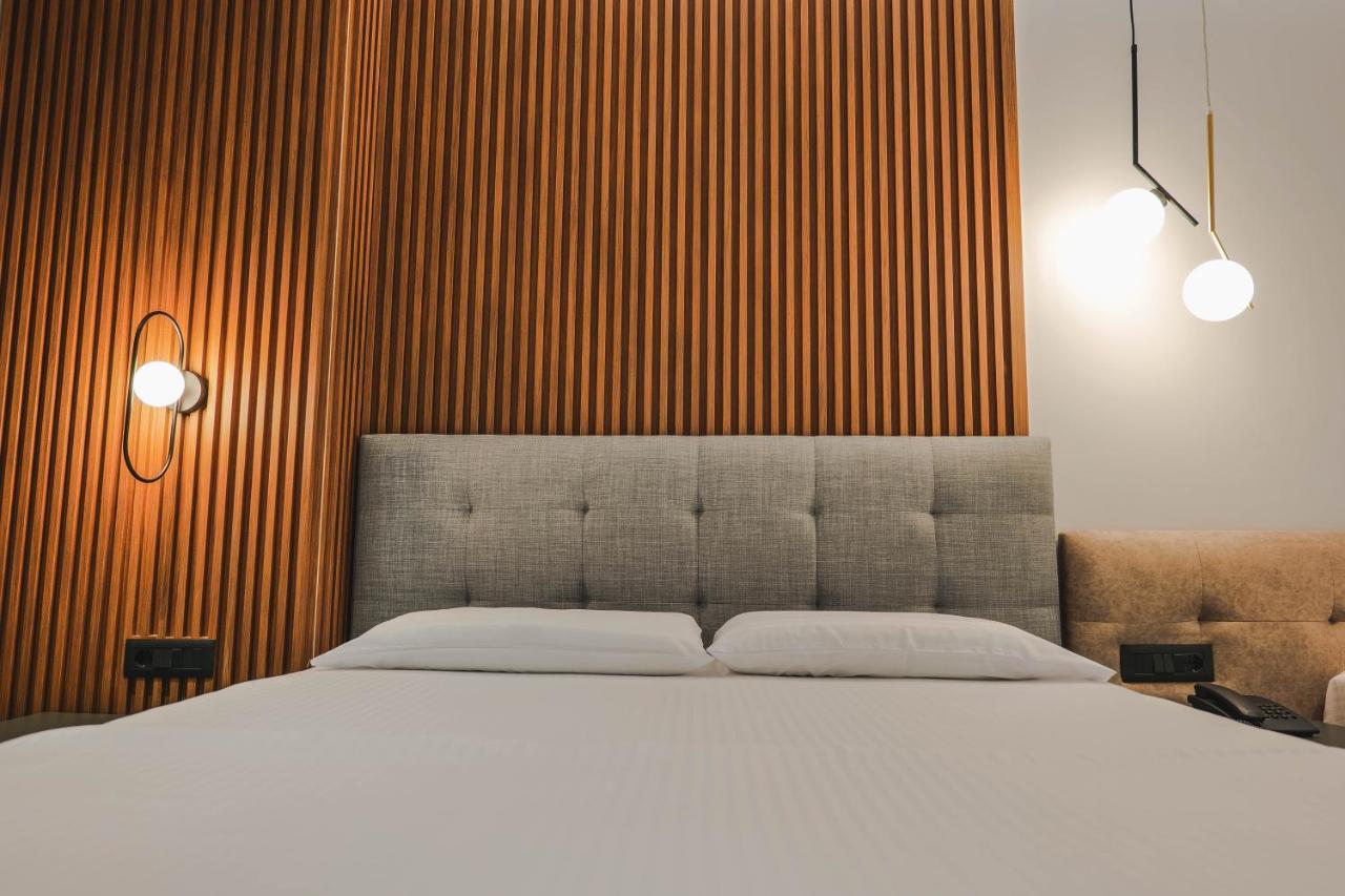 Ori Mare Hotel Ксамил Екстериор снимка