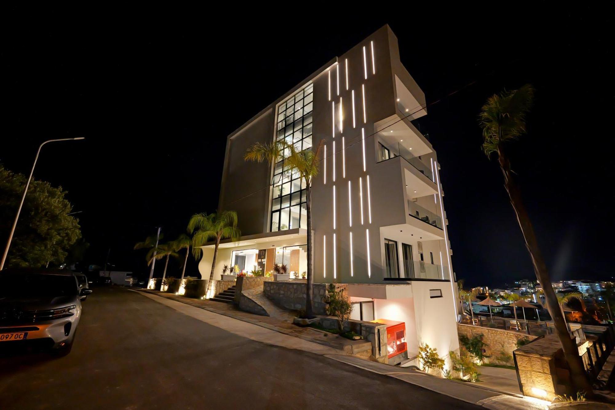 Ori Mare Hotel Ксамил Екстериор снимка